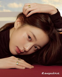 [화보] “아이브와 다이브의 만남은 행운”... 장원영, 고혹적 비주얼 속 빛나는 남다른 팬 사랑