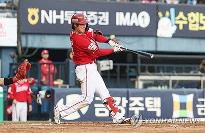 '리빙 레전드' 최정의 예기치 못한 쉼표, 4연패 늪에 빠진 SSG 랜더스의 거대한 시련
