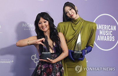 '골든' 신드롬, AMA 왕좌까지 점령했다… 테일러 스위프트 제치고 '올해의 노래' 등극