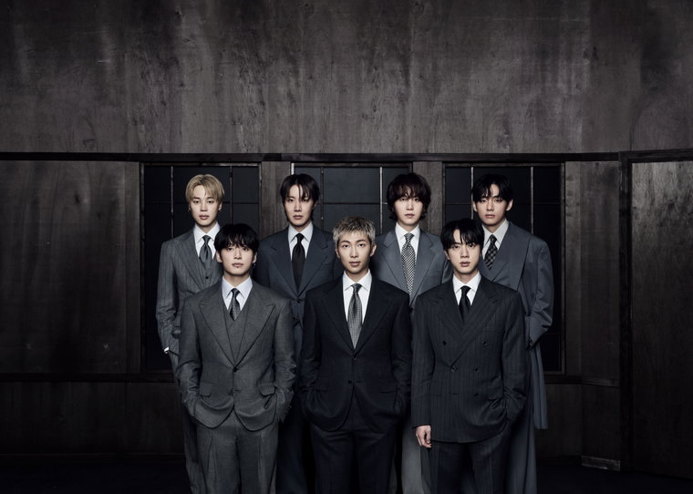 방탄소년단, 데뷔 13주년 기념 한정판 LP 발매 및 부산 월드투어 '아리랑' 동시 개최