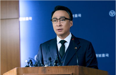 배우 이성민, ‘참교육’서 보여준 관록의 연기력… 강인함 속 슬픔 품은 ‘참어른’의 정석