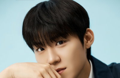 AB6IX 박우진, 파라뮤직과 전속 계약… 옛 스태프와 ‘특급 의리’ 행보