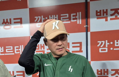 꼴찌 키움, '홈런왕' 데이비슨 영입! 초강수로 반격 노린다
