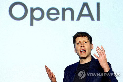 AI 비판 '아티피셜', 거대 자본 외면 속 '기생충' 배급사 품으로!