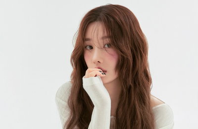 ‘RBW 이적’ 권은비, 여신 비주얼부터 도회적 아우라까지…새 출발 본격화