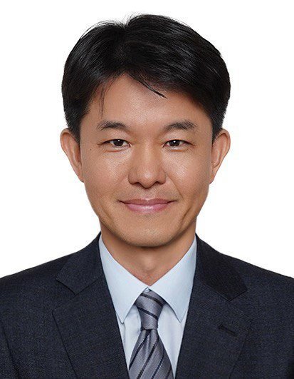'닥터 드래곤' 용호성, 전 차관의 반전! AI 재즈 세계 준결승 강타, K-뮤직 위상 드높이다!