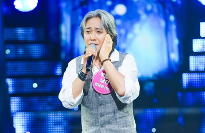'미스 트롯 포유' 김재희, 암 투병 끝 사별한 아내·친형 故 김재기 향한 눈물의 무대