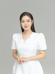 Singer Song Ga-in Provides OST Support for MMORPG 'Blade and Soul: Next'