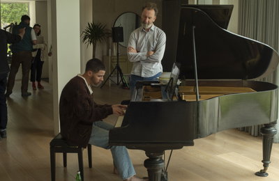 Sutradara John Carney, 'Begin Again', duuɓa konngal 'Sing Again' mum, Seytembre 2 e ngoni Korea