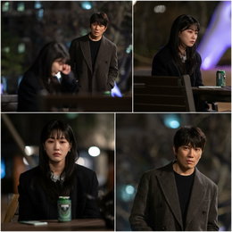 Jisung e Ha Yun-kyung, conforto nostalgico sotto la luna buia dell'appartamento... La temperatura emotiva sale
