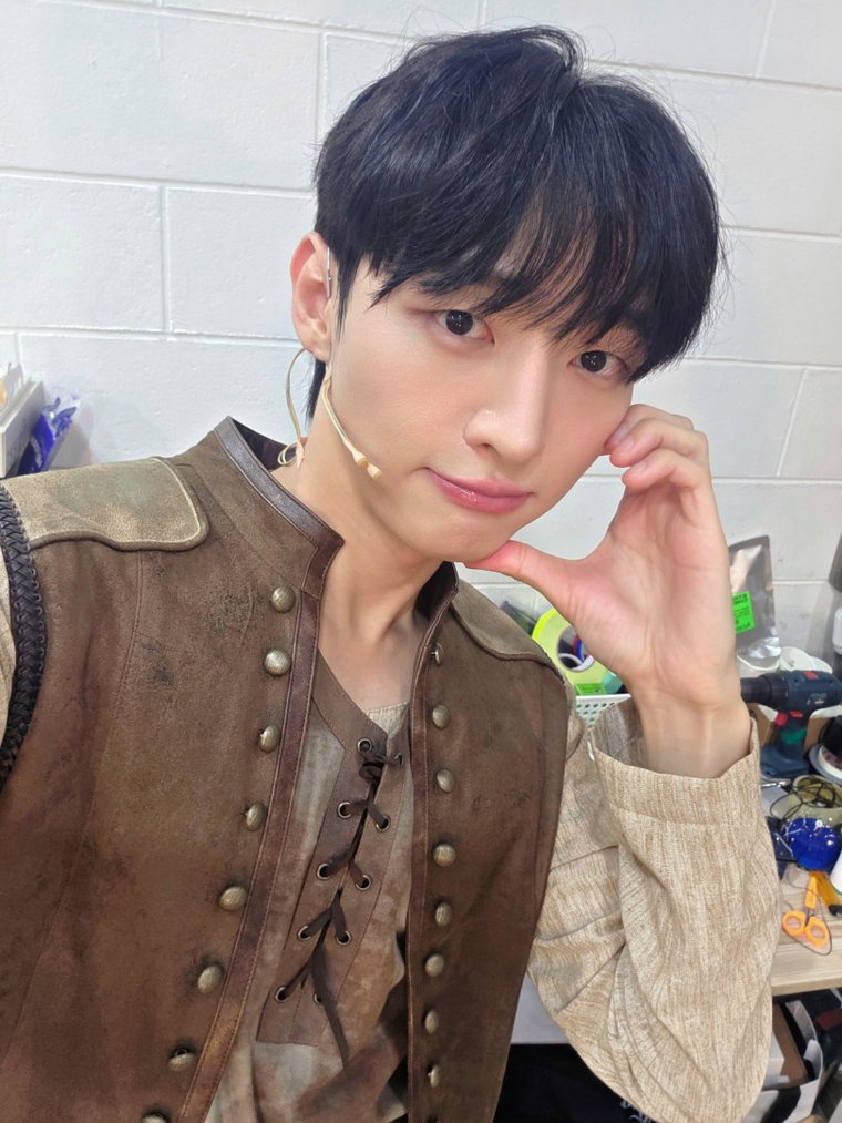 윤지성(3) 윤지성(3)