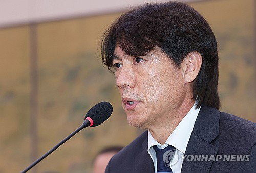 '월드컵 눈물' 홍명보, 결국 피의자 전환…축구계 '블랙홀' 촉각